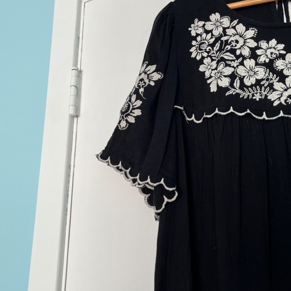 Old Navy Embroidered Gauzy Cotton Maxi Dress, XXL Petite - Picture 2 of 9